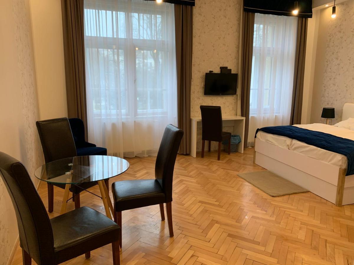 W19 Apartments Miskolc Extérieur photo